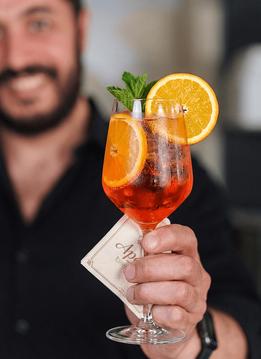 Aperitivo al bar